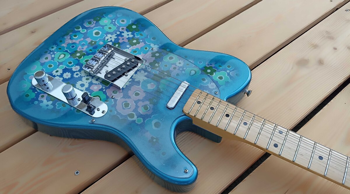 Tokai Breezysound TE150 blue floral, 1.695,00 €