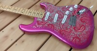 Tokai ST150 Goldstar Sound Pink Paisley