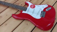 Squier Sonic Strat, Torino Red