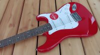 Squier Sonic Strat, Torino Red