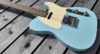 Wagner T-Style Sonic Blue Ahorn / Rosewood Hals